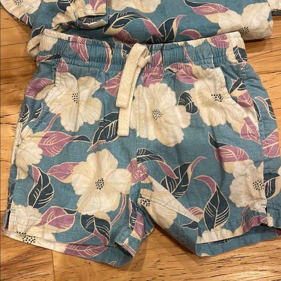 Faherty Kids Two-Piece Set - Picture 4 of 9